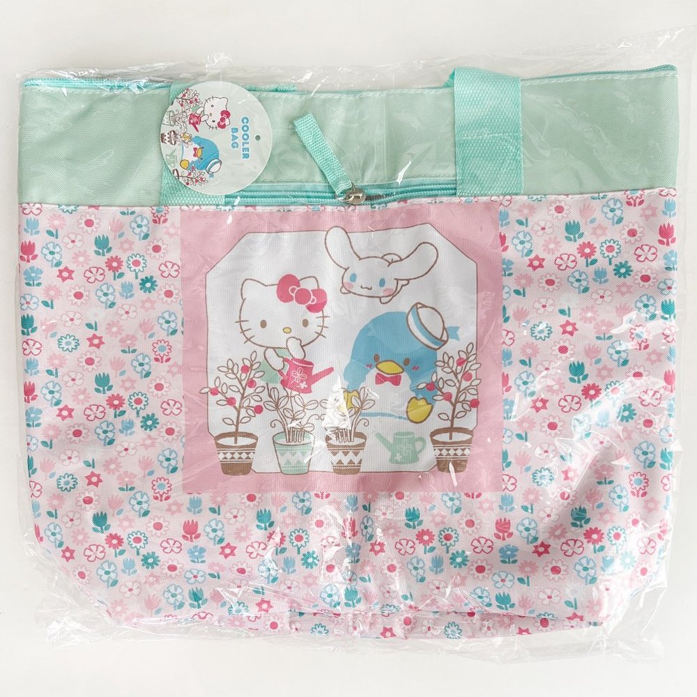 NWT Hello Kitty and Friends Floral Garden Party Insulated Cooler Lunch Bag